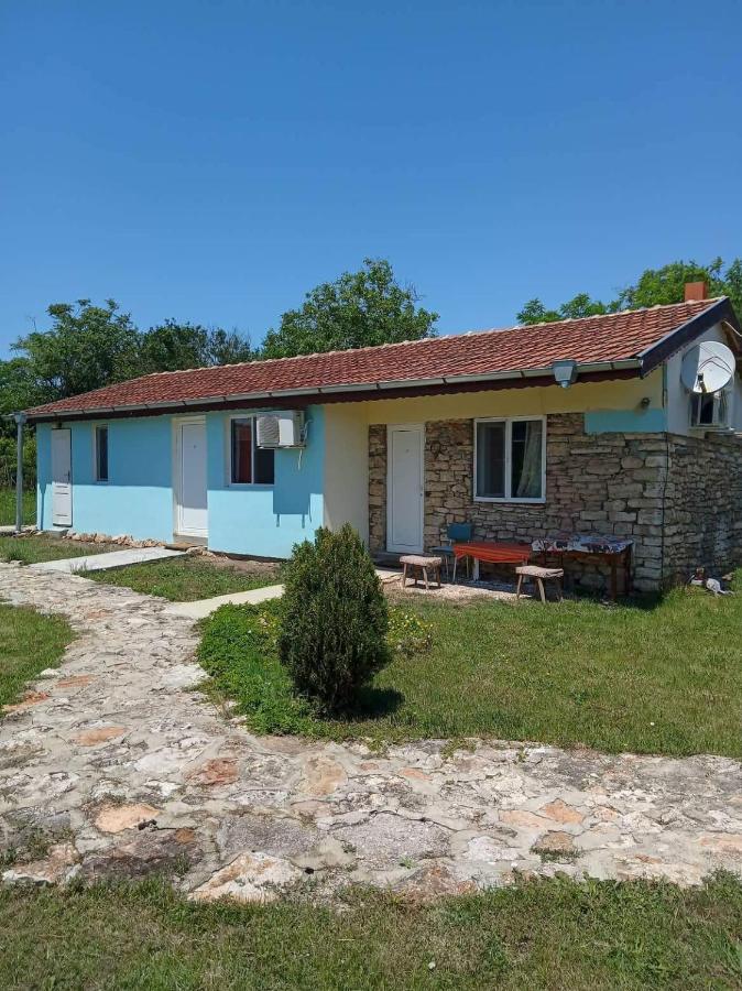 Guest House Viola Ezerets Esterno foto