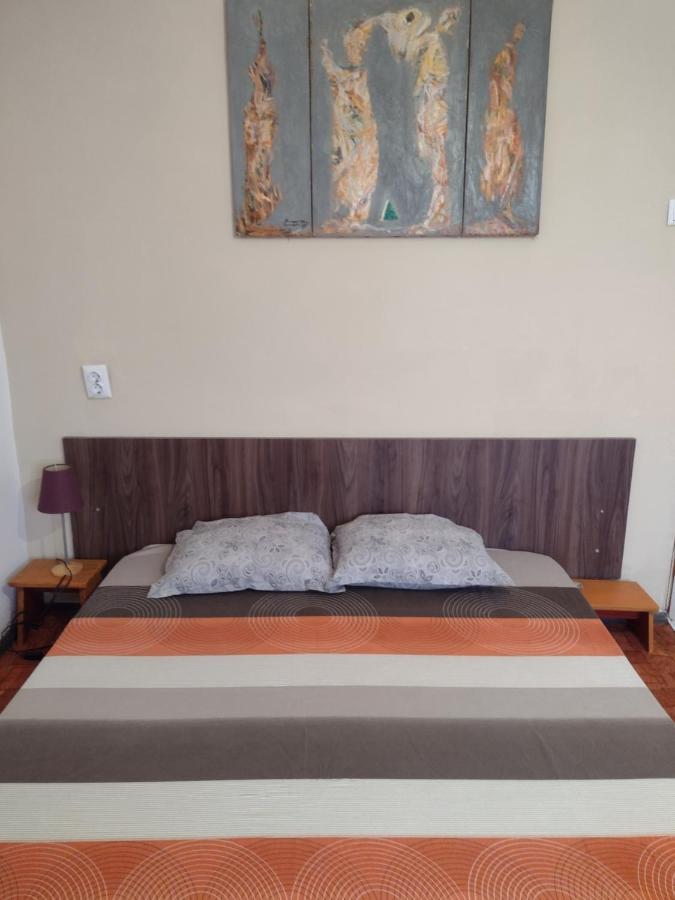 Guest House Viola Ezerets Esterno foto
