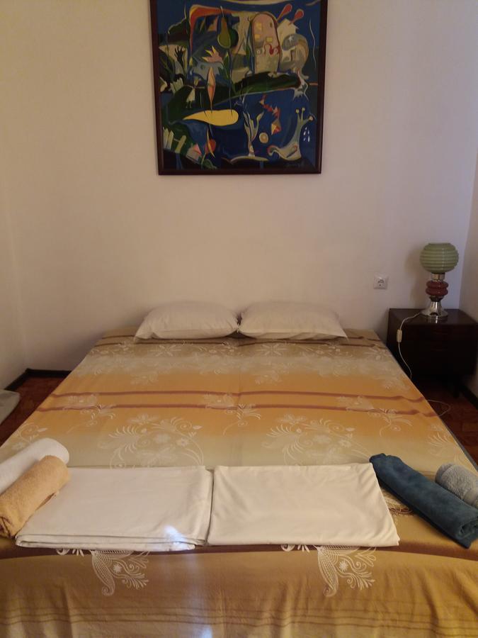 Guest House Viola Ezerets Esterno foto